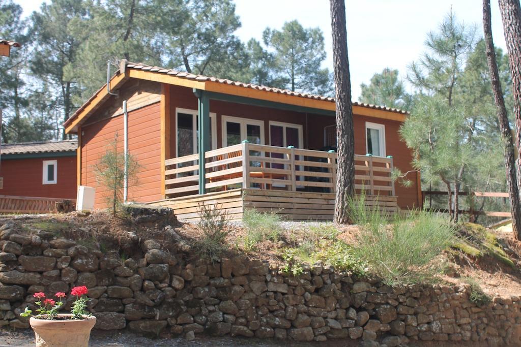 Village De Chalets Joyeuse Exterior photo